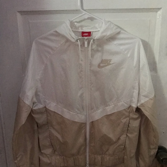 Nike windbreaker - Picture 3 of 3